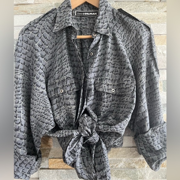 100% silk beautiful blouse. - Picture 1 of 11